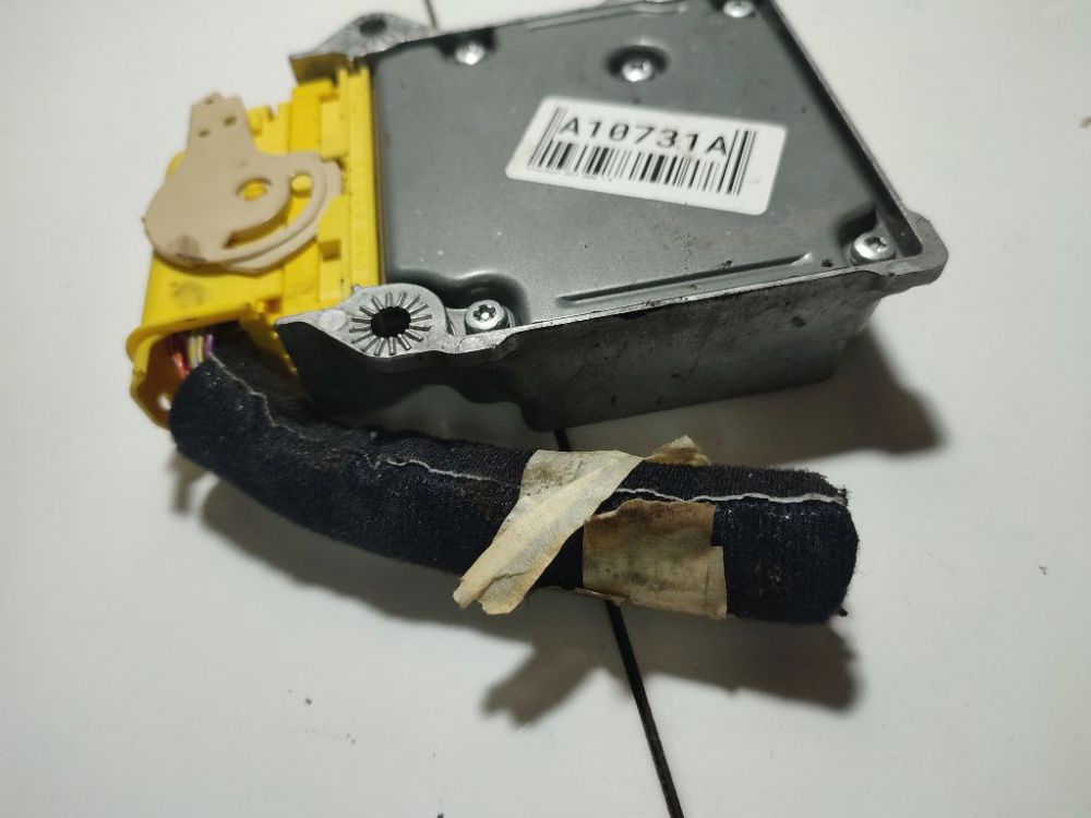 81980451 Volkswagen Golf 2006 SRS gaisa spilvena dators – gaisa spilvenu vadības bloks - Thumbnail 2