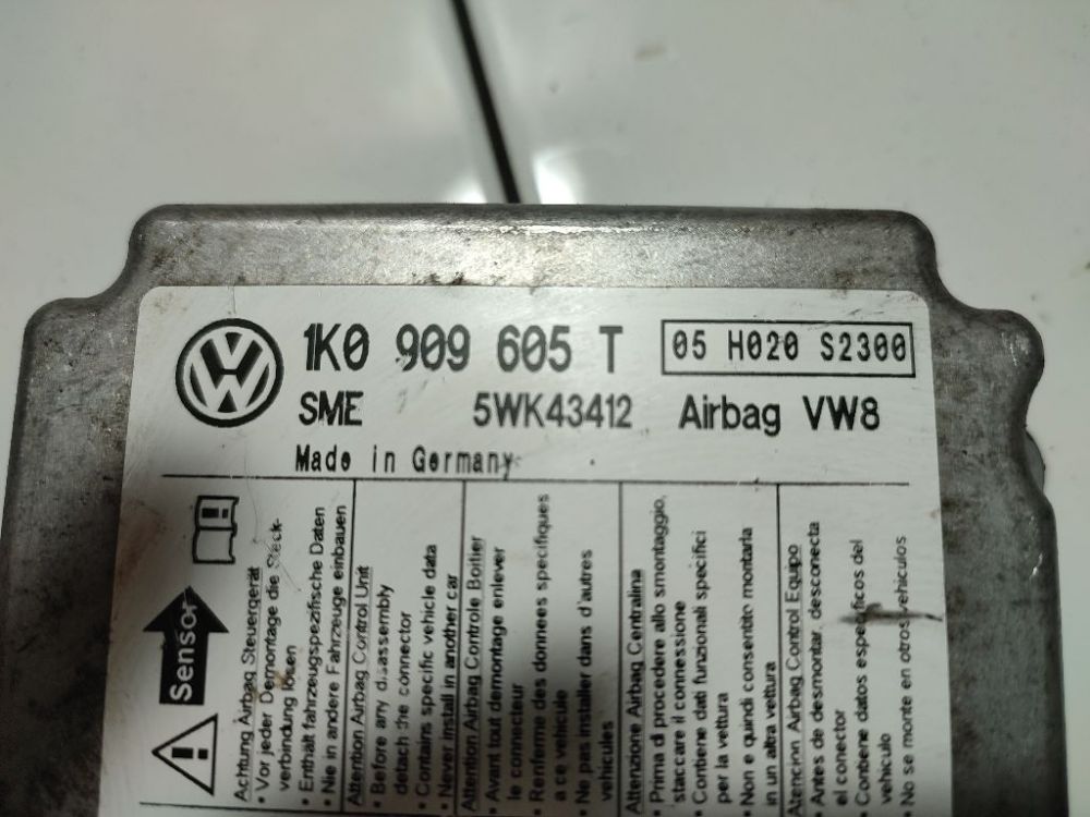 81980451 Volkswagen Golf 2006 SRS gaisa spilvena dators – gaisa spilvenu vadības bloks - Thumbnail 4