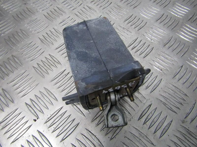 Peugeot 307 2005 Zawias przednich drzwi - PRZEDNIE