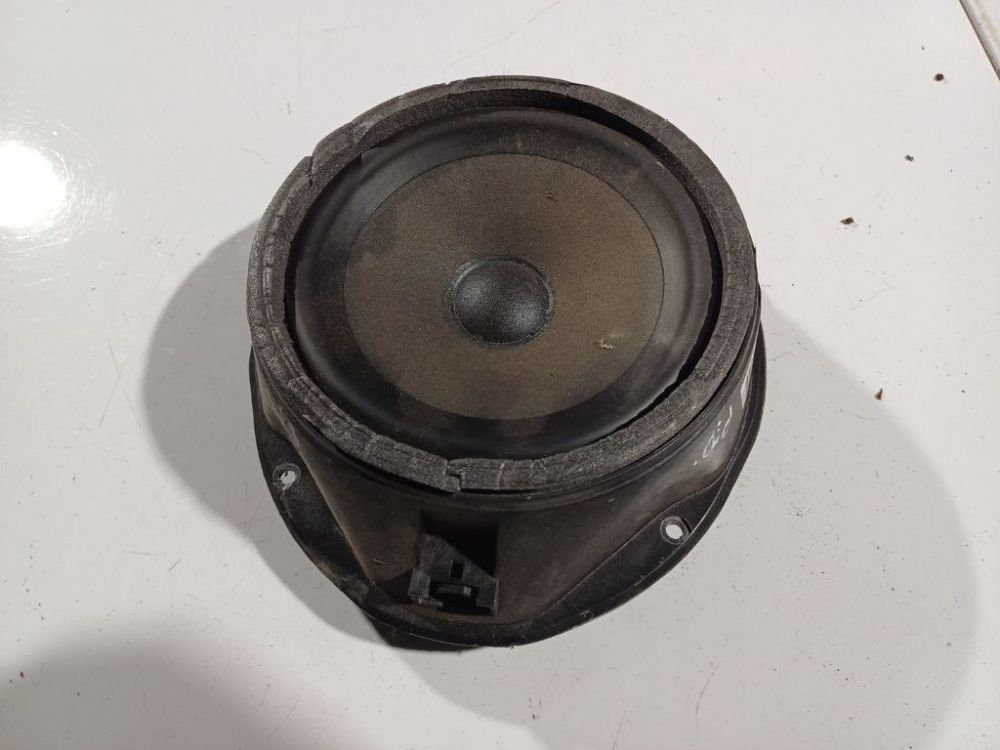 F0RDCMAX2008A Ford C-MAX 2003 Speaker (audio)