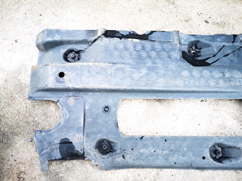 1K0825212L Skoda Octavia 2005 Bottom protection - Thumbnail 2