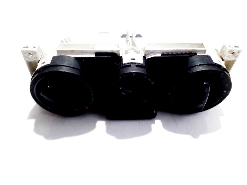 1J0819045F Volkswagen Golf 2001 Climate Control Panel (heater control switches)