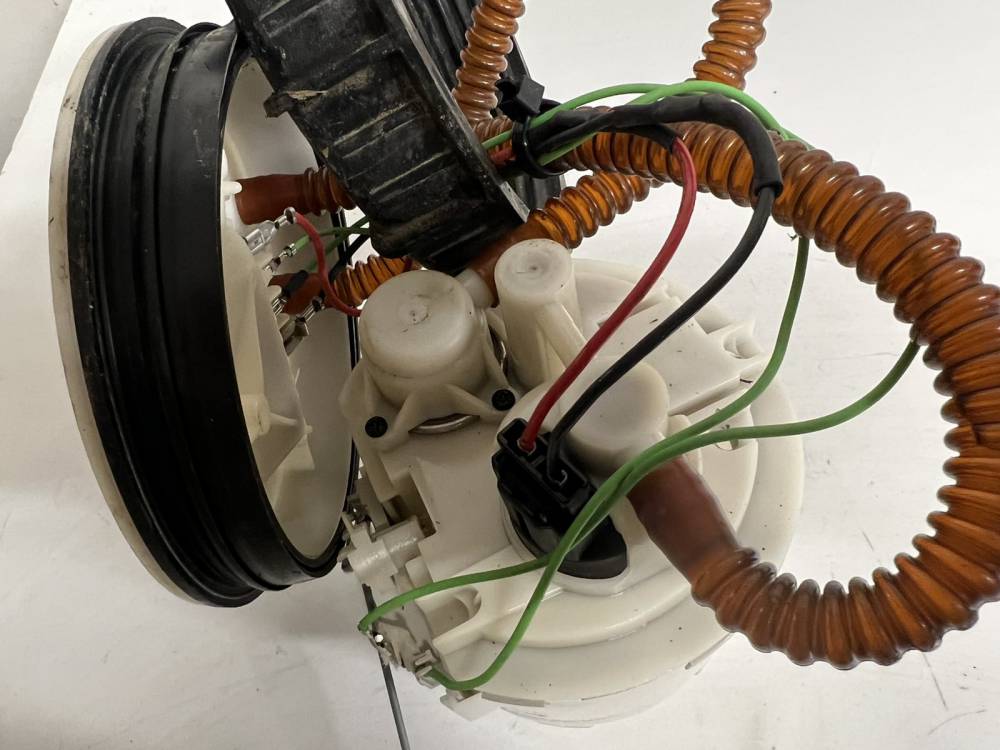 44ZP237 Jaguar X-Type 2002 Pompe à carburant électrique - Thumbnail 2