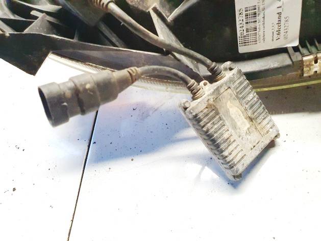 Volvo XC 70 2002 Xenon-ajovalon Moduuli - Thumbnail 3