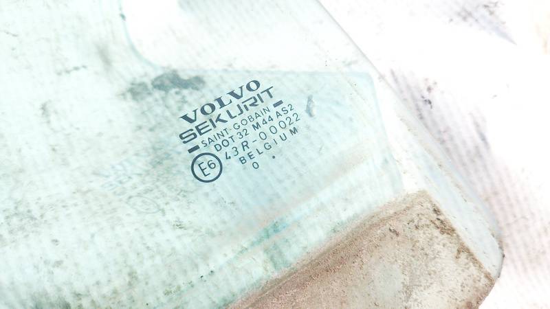 AS2 Volvo V40 2001 Duru stiklas G.D. - Thumbnail 2