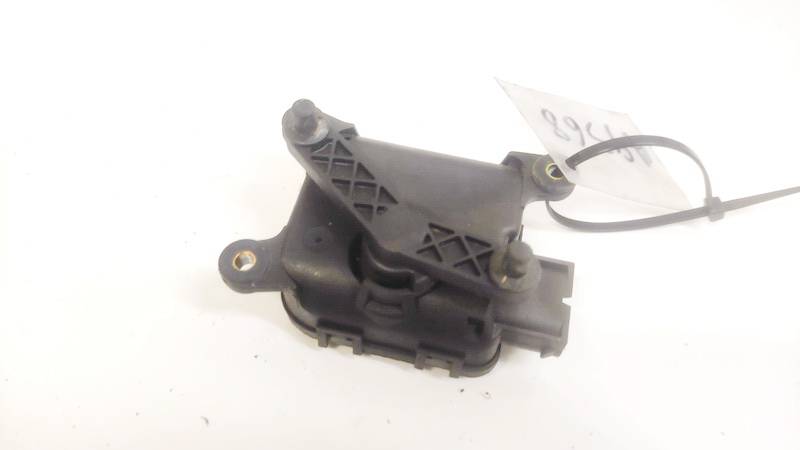 4B1820511D Audi A6 2000 Heater Vent Flap Control Actuator Motor - Thumbnail 2