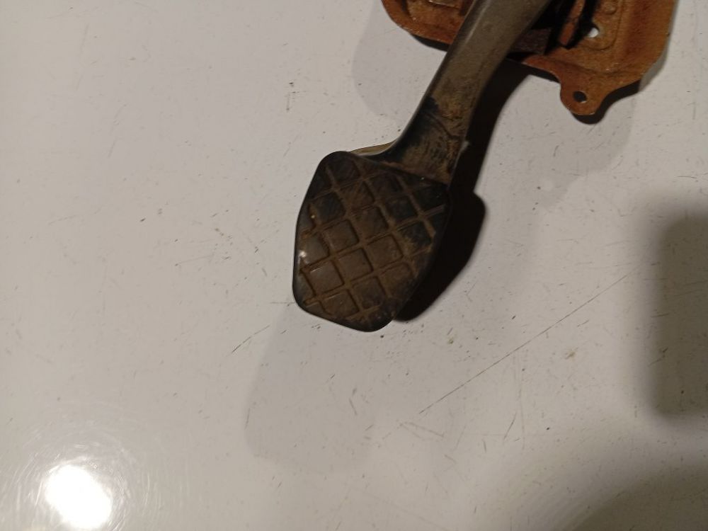 1K1721057AL Skoda Octavia 2010 Pedal work, Brake pedal, Pedal bracket, Clutch pedal - Thumbnail 2