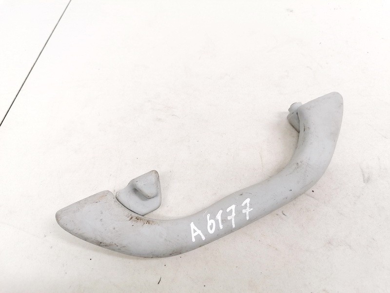 8D0857607A Audi A4 1995 Iekšējā griestu rokturis - AIZMUGURE PA KREISI