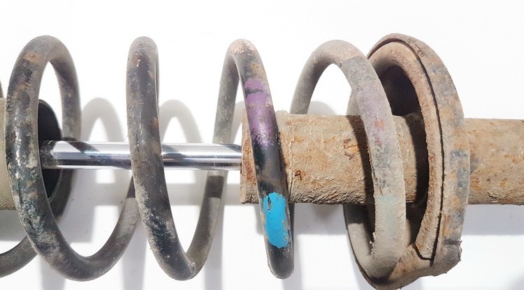 Ford Fiesta 1997 Takainen iskunvaimentimen jousi - Thumbnail 3