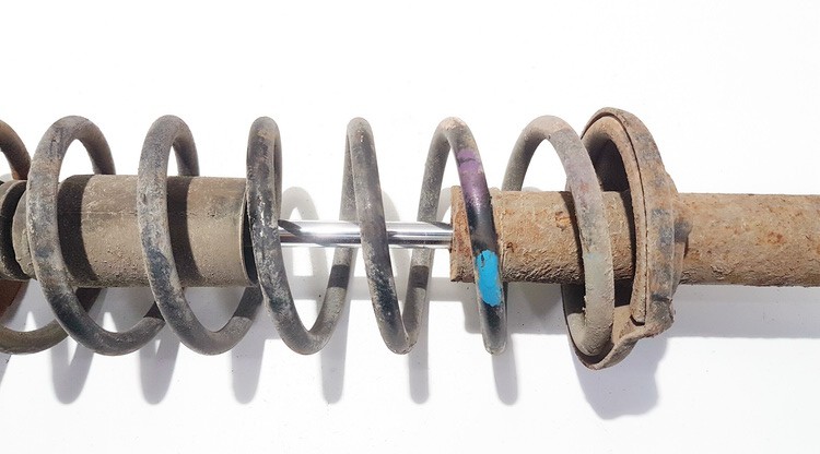 Ford Fiesta 1997 Takainen iskunvaimentimen jousi - Thumbnail 2