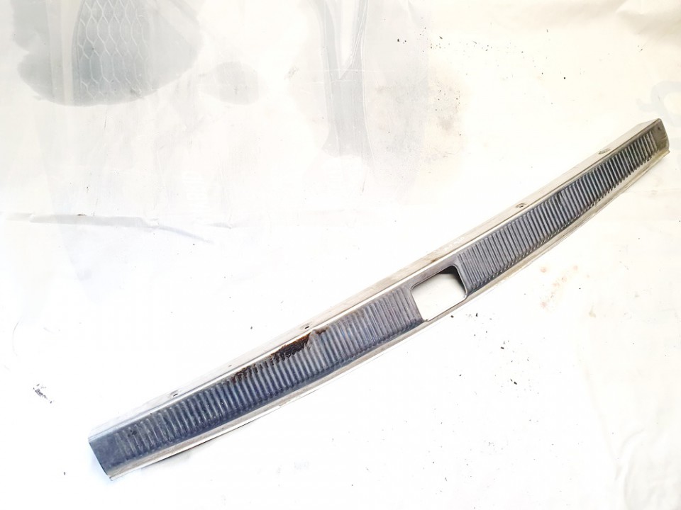 4B9864483 Audi A6 2003 Metal Boot Lip Cover