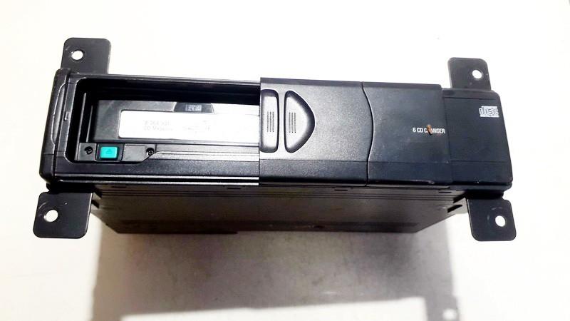 65126913389 BMW X5 2003 CD changers