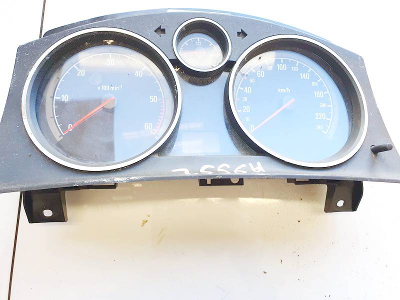 13216684 Opel Zafira 2006 Speedometers - Cockpit - Speedo Clocks Instrument