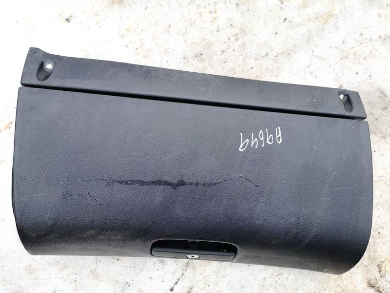 1U1857103B Skoda Octavia 2004 Glove Box Assembly