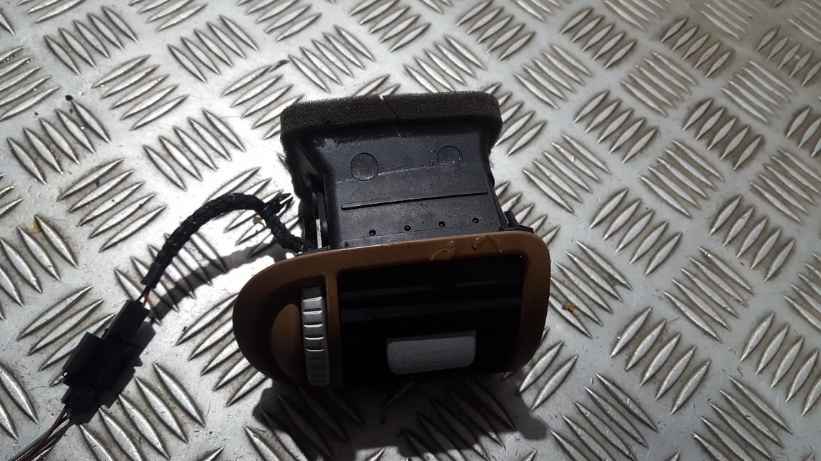 7L5819703A Porsche Cayenne 2003 Wloty powietrza do kabiny - Thumbnail 2