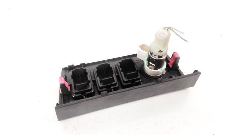 5544942010 Toyota RAV-4 2006 Allume-cigare Prise de courant - Thumbnail 2