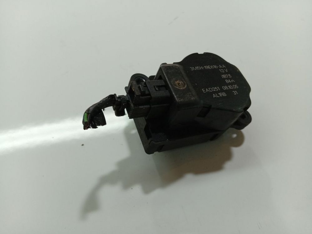 3M5H19E616AA Ford Focus 2011 Heater Vent Flap Control Actuator Motor