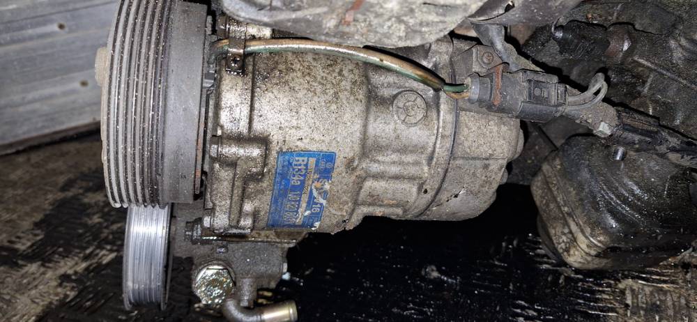 1J0820803K Volkswagen Bora 2002 Kondicionieriaus siurblys