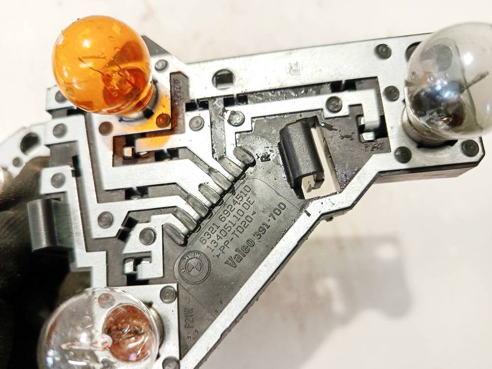 63216924510 BMW 1-Series 2007 Płyta tylnych lamp - Thumbnail 3