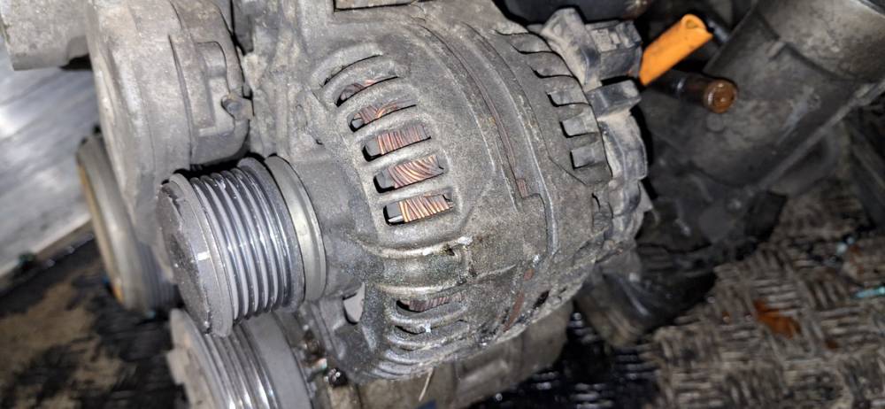 028903028E Volkswagen Bora 2002 Alternator - Thumbnail 2