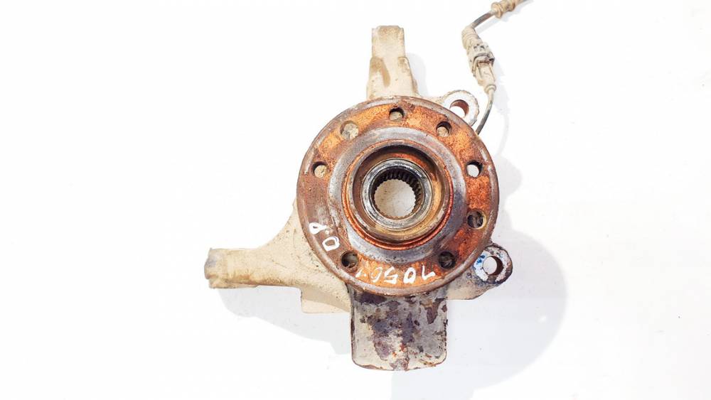 Opel Vectra 2004 Pyörän napa (laakeri) - EDESSÄ OIKEALLA