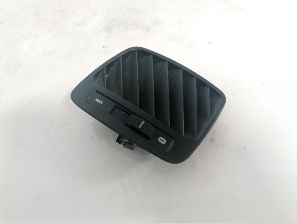 4B0819794 Audi A6 2002 Dash Vent (Air Vent Grille)