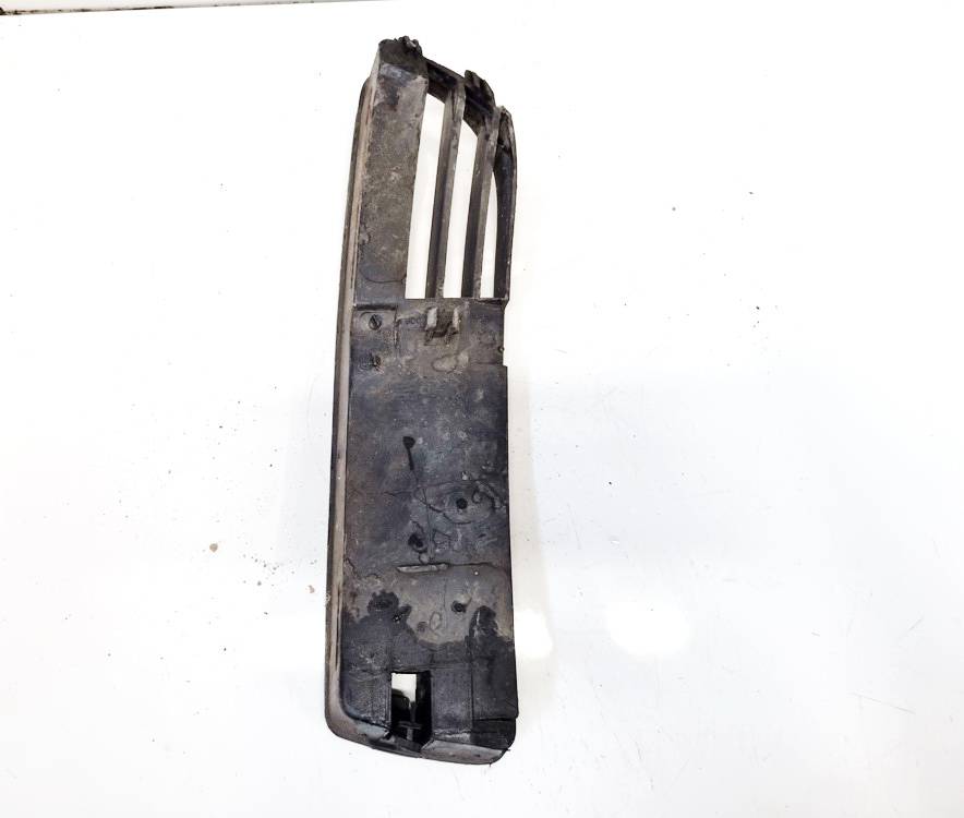 8D0807346G Audi A4 1999 Bumper Grille - FRONT RIGHT - Thumbnail 3