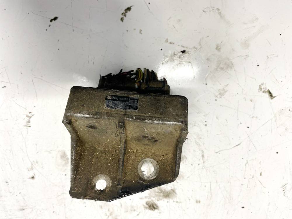 22611AE880 Subaru Forester 2000 Inne komputery - Thumbnail 2