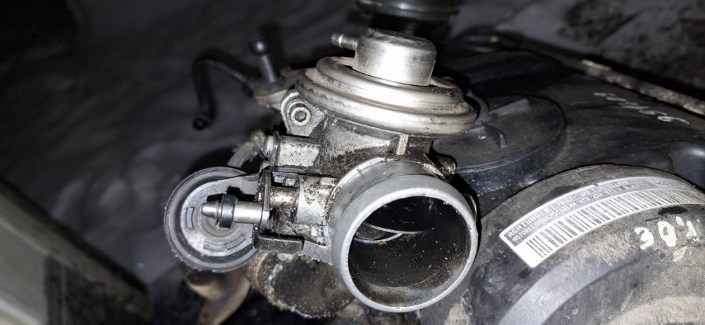 038131501E Volkswagen Bora 2002 EGR voztuvas - Thumbnail 3