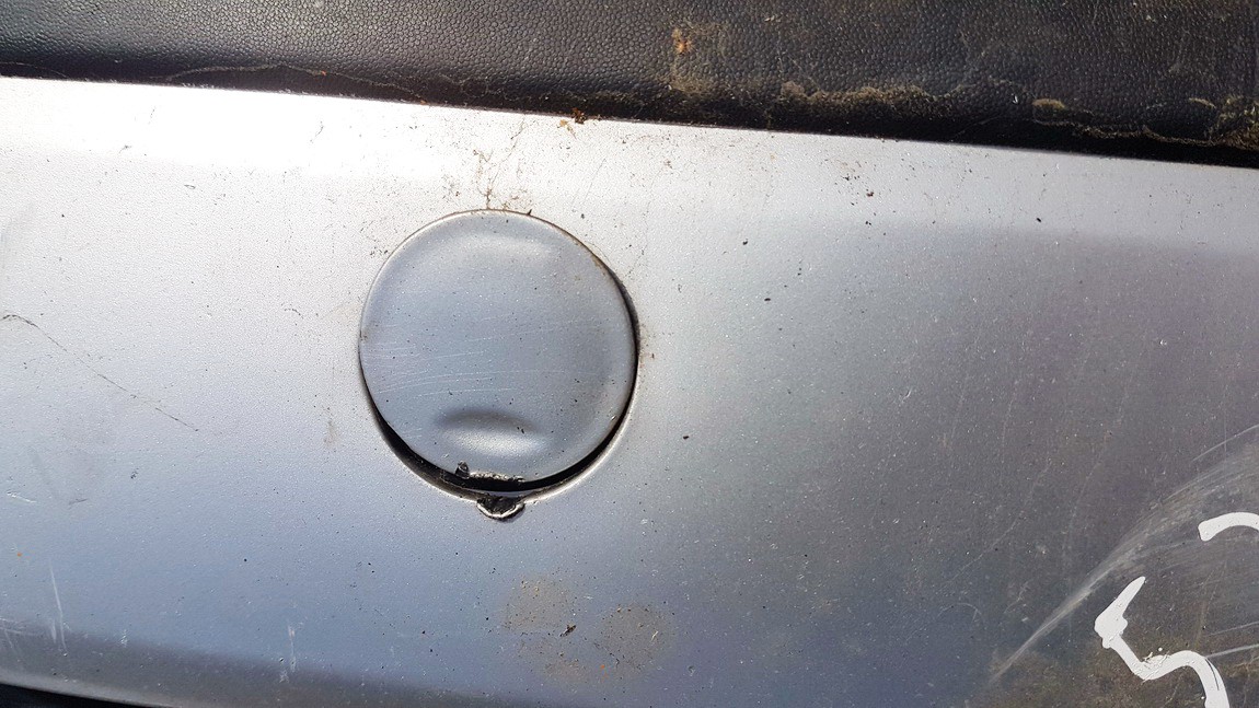 QP04025 Opel Corsa 2004 Traukimo kilpos dangtelis (kablio uzdengimas) P.