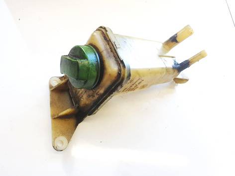 8D0422373C Volkswagen Passat 1998 Power Steering Pump Oil Reservoir Tank
