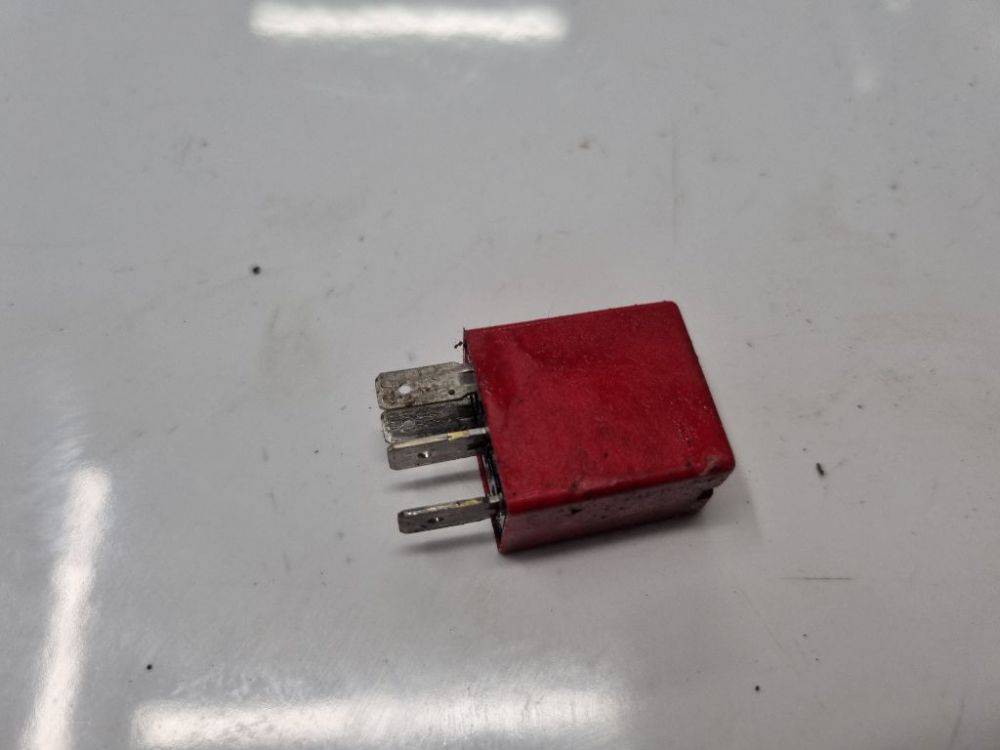 46520412 Fiat Stilo 2003 RELÉ PARA AUTOMÓVIL