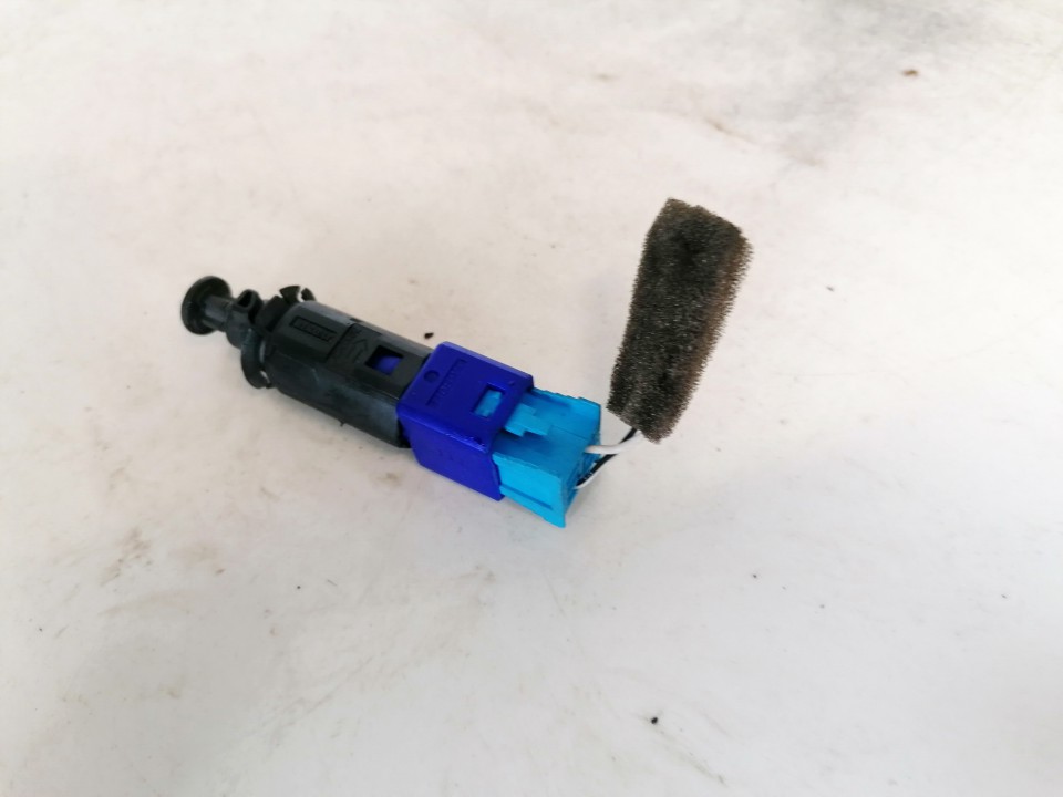 110895 Renault Laguna 2001 Stabdziu zibintu daviklis (rele-varlyte) - Thumbnail 3