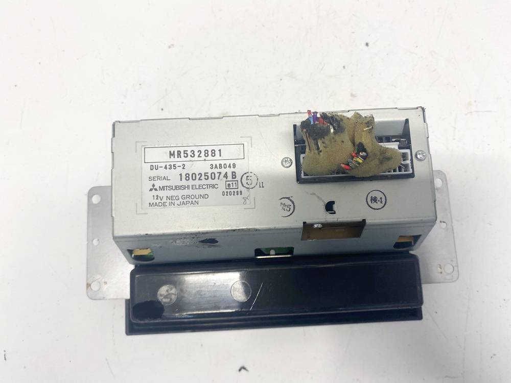 MR532881 Mitsubishi Pajero 2002 Ekranelis - Thumbnail 3