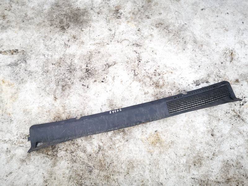 09175093 Opel Zafira 2005 Listwa osłonowa wycieraczki - PRZEDNIE