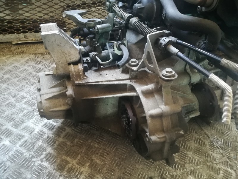 HBM USED Gearbox Volkswagen Golf 2006 1.6L EIS00672818 Used Auto Parts Shop