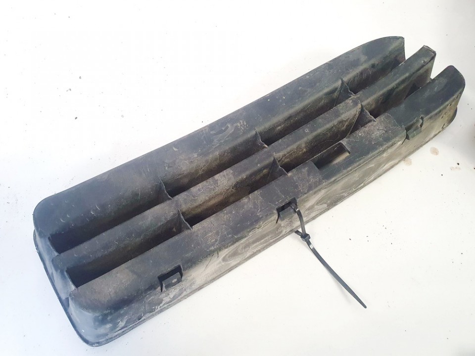 1U0807367C Skoda Octavia 2002 Bumper Grille - FRONT LEFT - Thumbnail 3