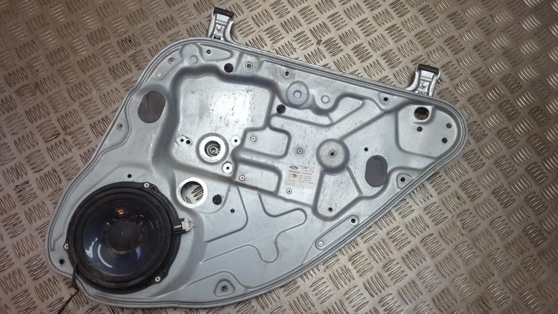 4M51A045H22A Ford Focus 2004 Podnośnik szyby drzwi - TYLNE PRAWE