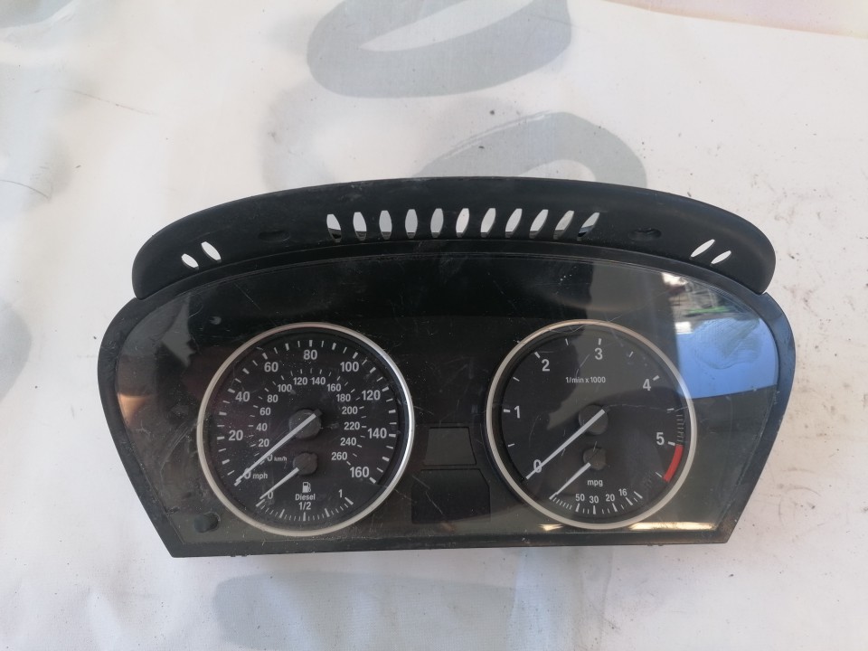 62109194890 BMW 5-Series 2006 Щиток приборов - Автомобильный спидометр