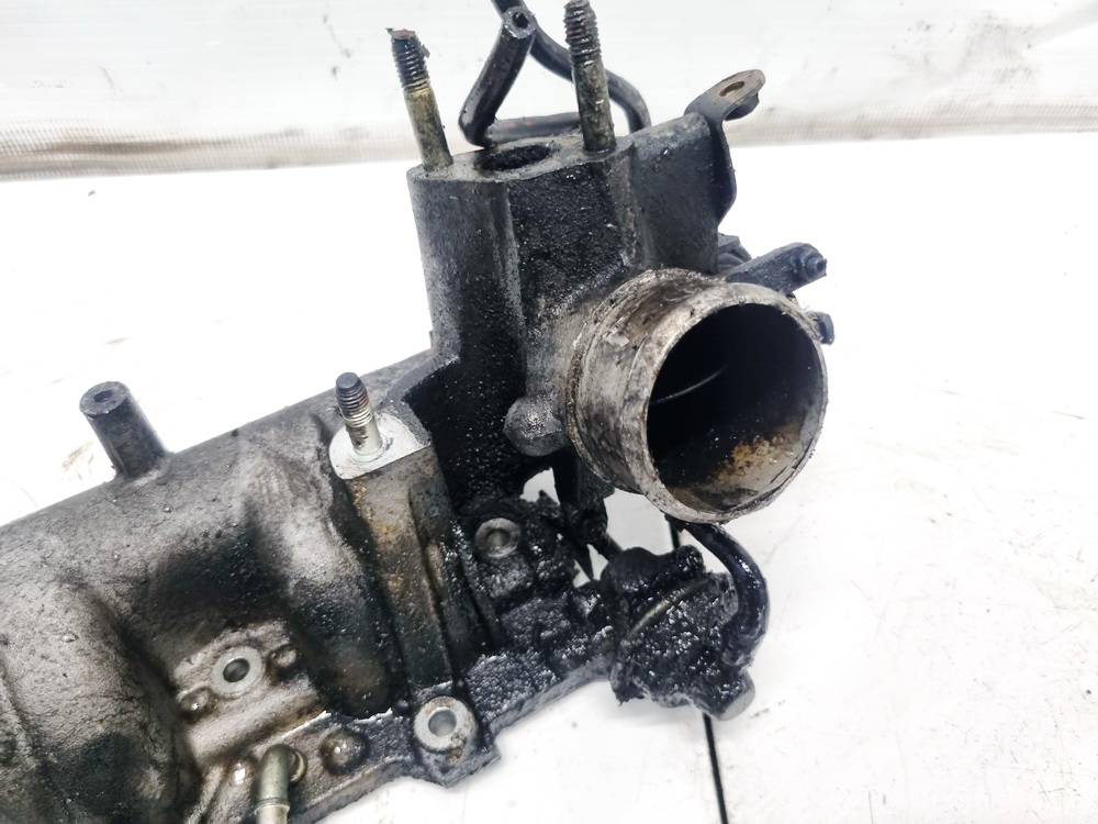 Mazda 6 2005 Colector de admisión - Thumbnail 2