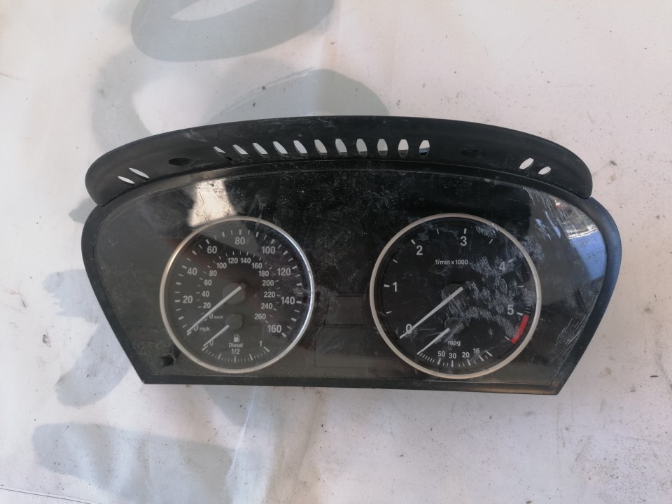 62109194890 BMW 5-Series 2006 Щиток приборов - Автомобильный спидометр