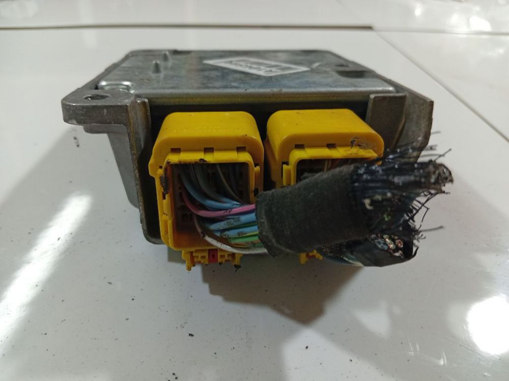 04727374AF Chrysler Voyager 2006 Komputer SRS airbag – moduł sterujący poduszek powietrznych - Thumbnail 3