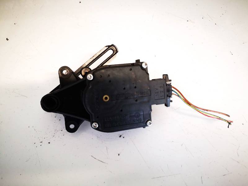 1J0907511 Volkswagen Golf 2001 Heater Vent Flap Control Actuator Motor