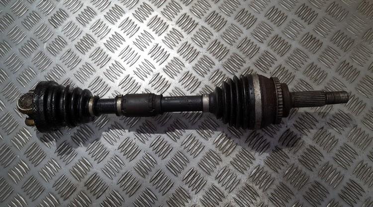 Toyota Avensis 2004 Pusasis P.K.