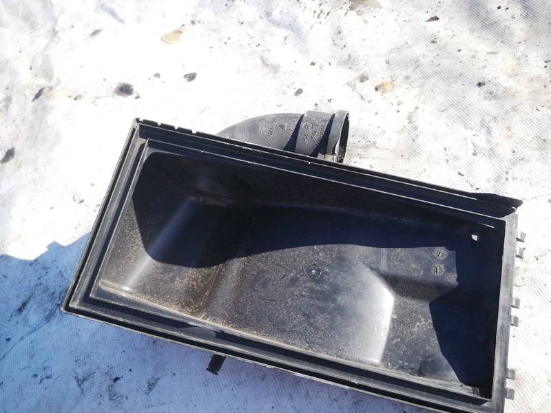 7L0129607 Volkswagen Touareg 2005 Ilmansuodattimen kotelo - Thumbnail 3