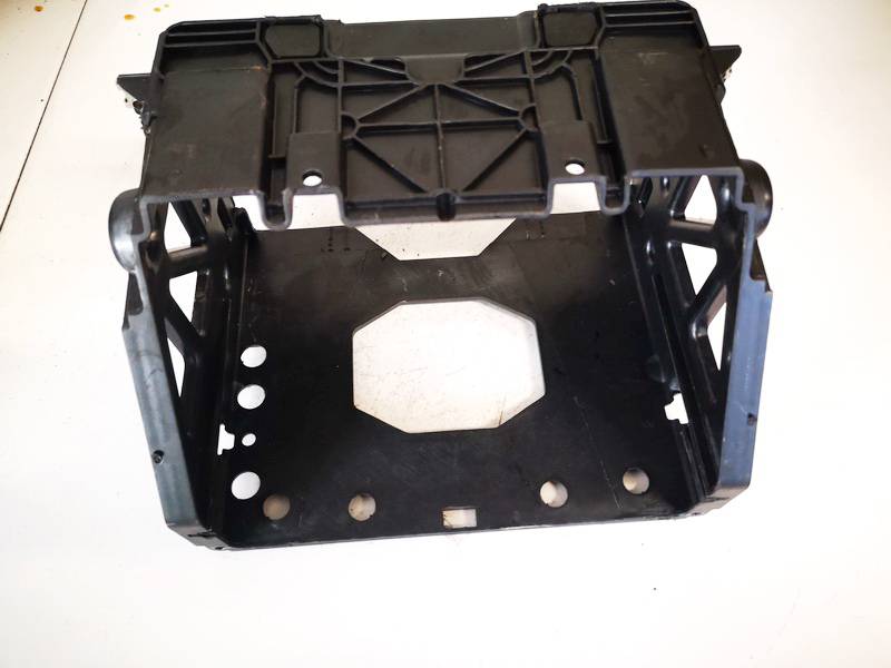 8J0858005E Audi TT 2008 PLASTICOS-Otros soportes