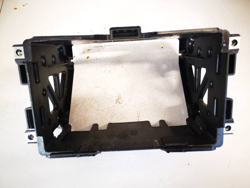 8J0858005E Audi TT 2008 Citi turētāji - Thumbnail 2