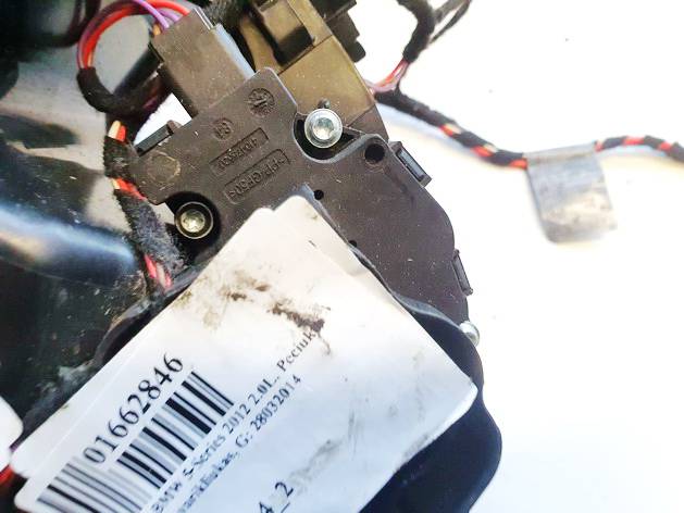 28032014 BMW 5-Series 2012 Silnik klapki nagrzewnicy