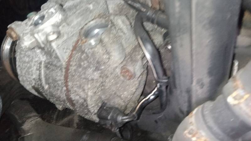 699357 Volkswagen Passat 2011 AC AIR Compressor Pump - Thumbnail 3