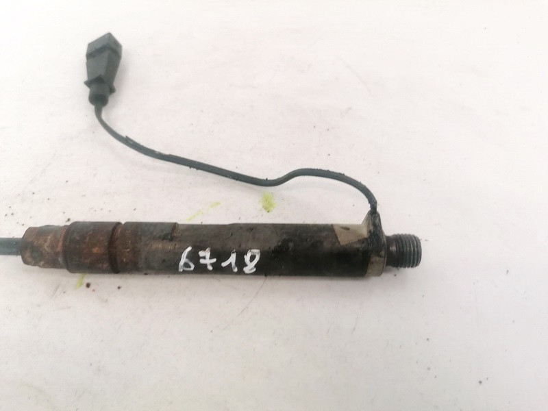 028130201S Volkswagen Passat 1998 Einspritzventil - Thumbnail 2